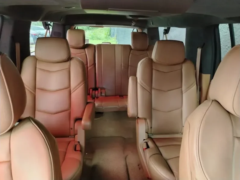Cadillac Escalade Esv 2017 62 Platinum AT