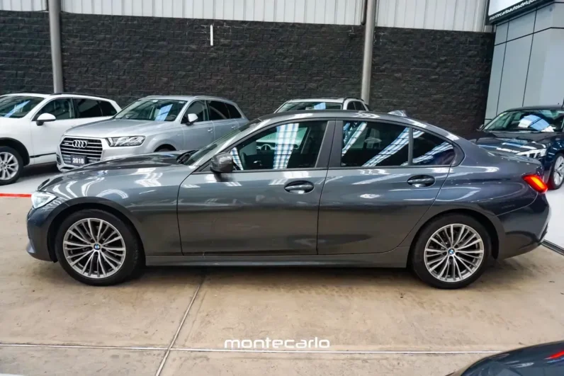 BMW Serie 3 2020 20 320ia AT