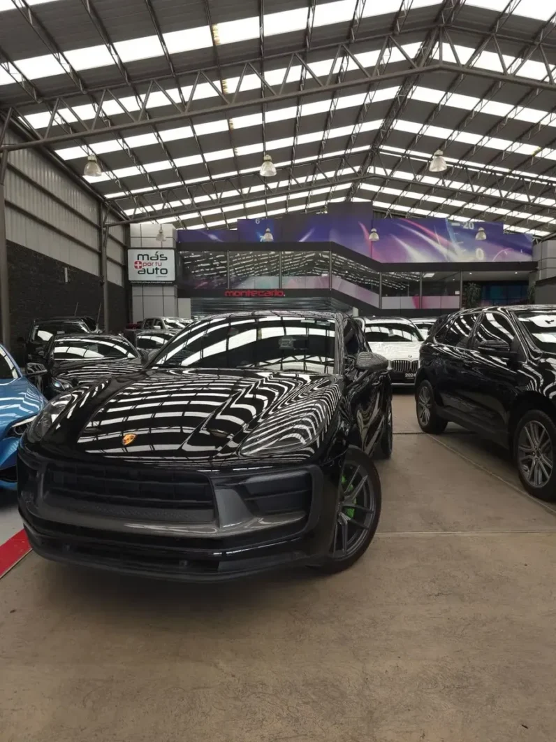 Porsche Macan 2023