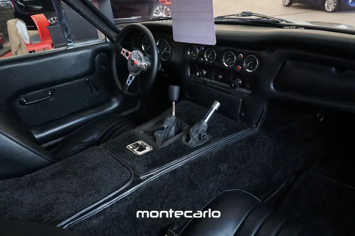 TVR 2500 M 1974 25 Coupe MT