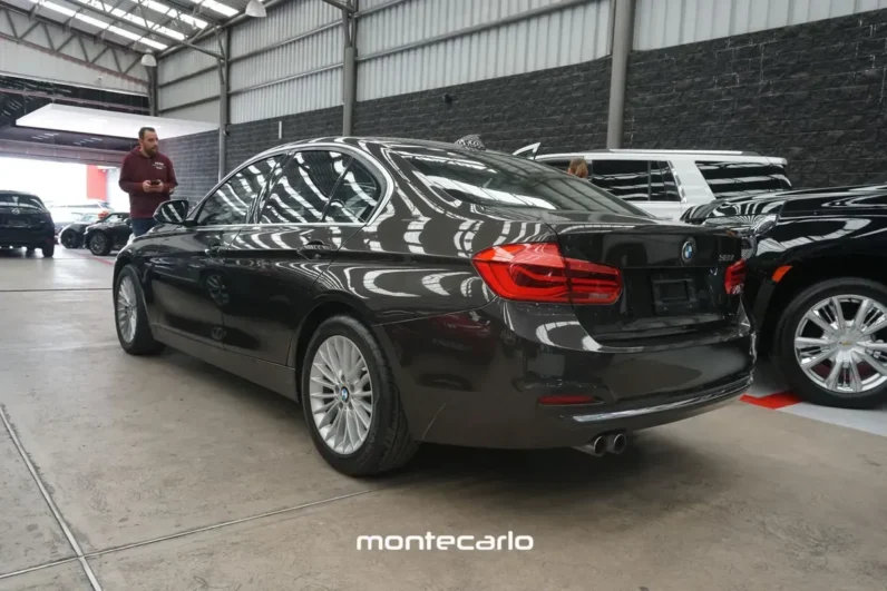 BMW Serie 3 2020 20 320ia AT