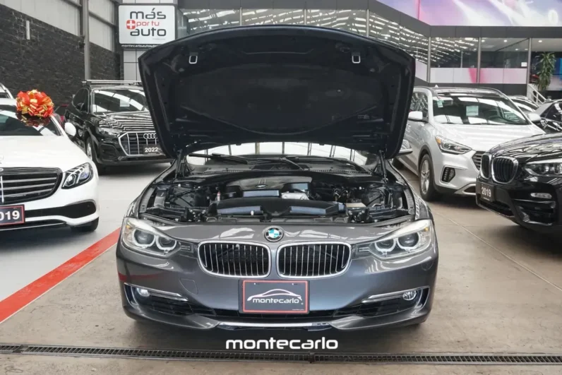 BMW Serie 3 2020 20 320ia AT