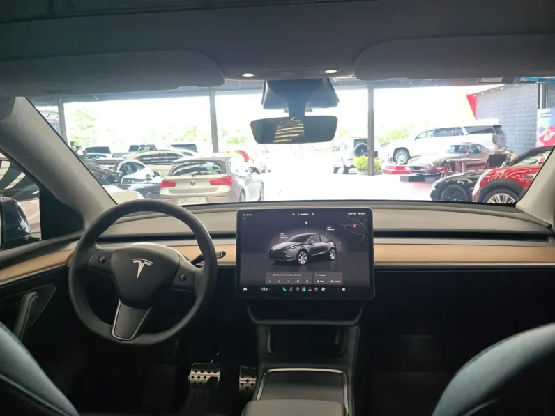 Tesla Model Y 2023 Long Range Battery All Wheel Drive