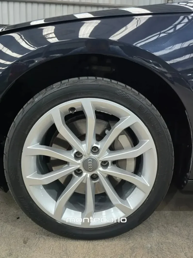 Audi A4 2017 20 Select Quattro AT