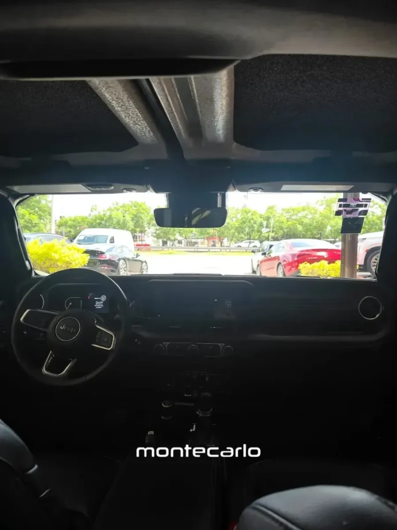 Jeep Wrangler 2025 20 Unlimited Sahara MHEV AT