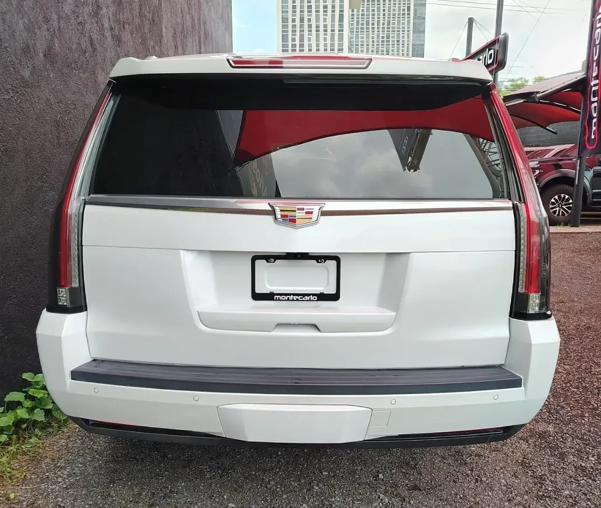 Cadillac Escalade Esv 2017 62 Platinum AT