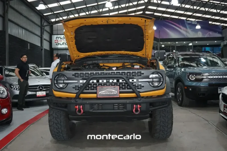 Ford Bronco 2021 15 Outer Banks Sport AT