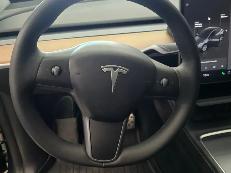 Tesla Model Y 2023 Long Range Battery All Wheel Drive