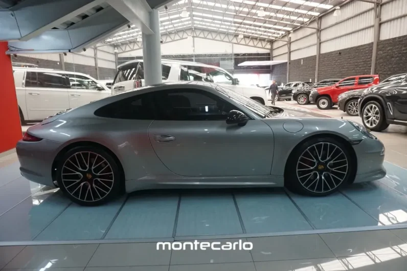 Porsche 911 Carrera 2012 SIDI Manual 6-spd