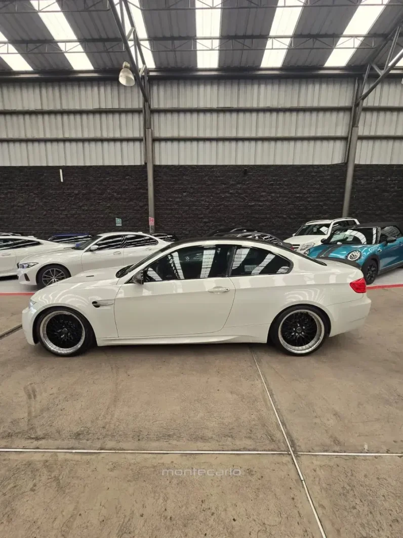 BMW Serie M 2011 40 M3 Coupe AT