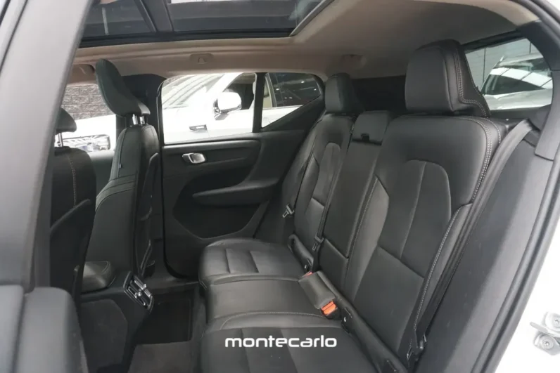 Volvo Xc40 2021 20 T4 Momentum AT