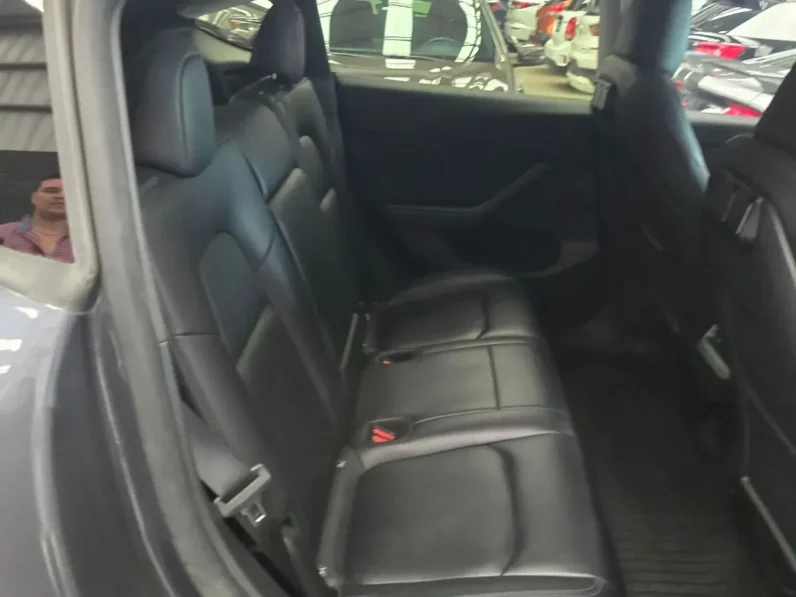 Tesla Model Y 2023 Long Range Battery All Wheel Drive