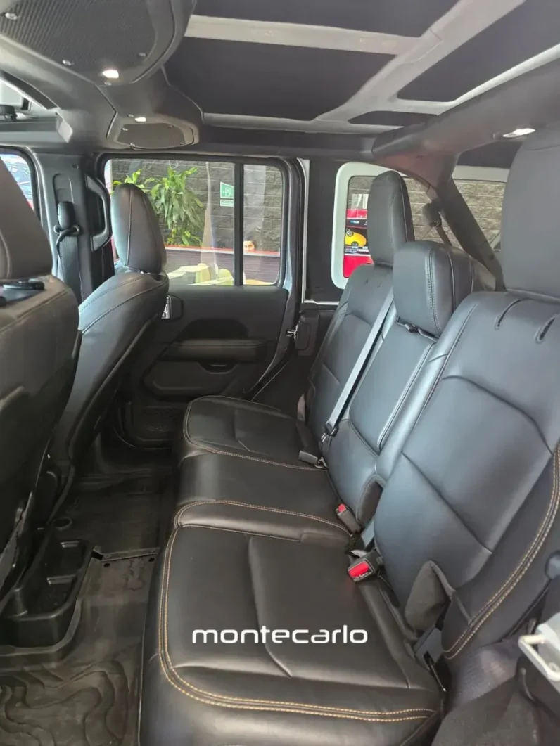 Jeep Wrangler 2025 20 Unlimited Sahara MHEV AT