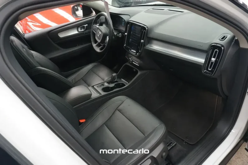 Volvo Xc40 2021 20 T4 Momentum AT