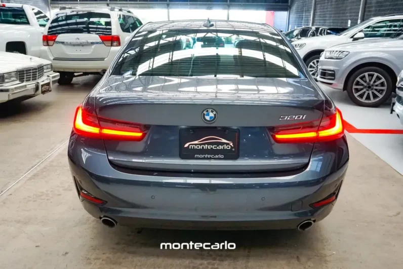 BMW Serie 3 2020 20 320ia AT