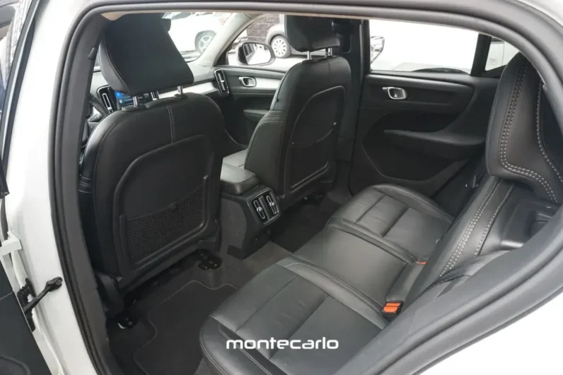 Volvo Xc40 2021 20 T4 Momentum AT