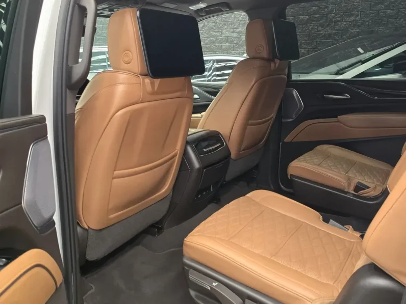 Cadillac Escalade 62 Esv Premium AT 2023