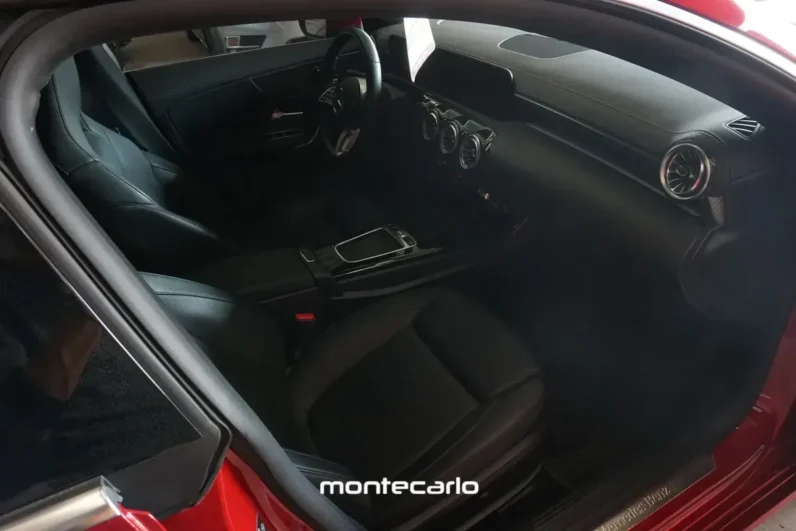 Mercedes Benz Clase Cla 13 200 MHEV AT 2025