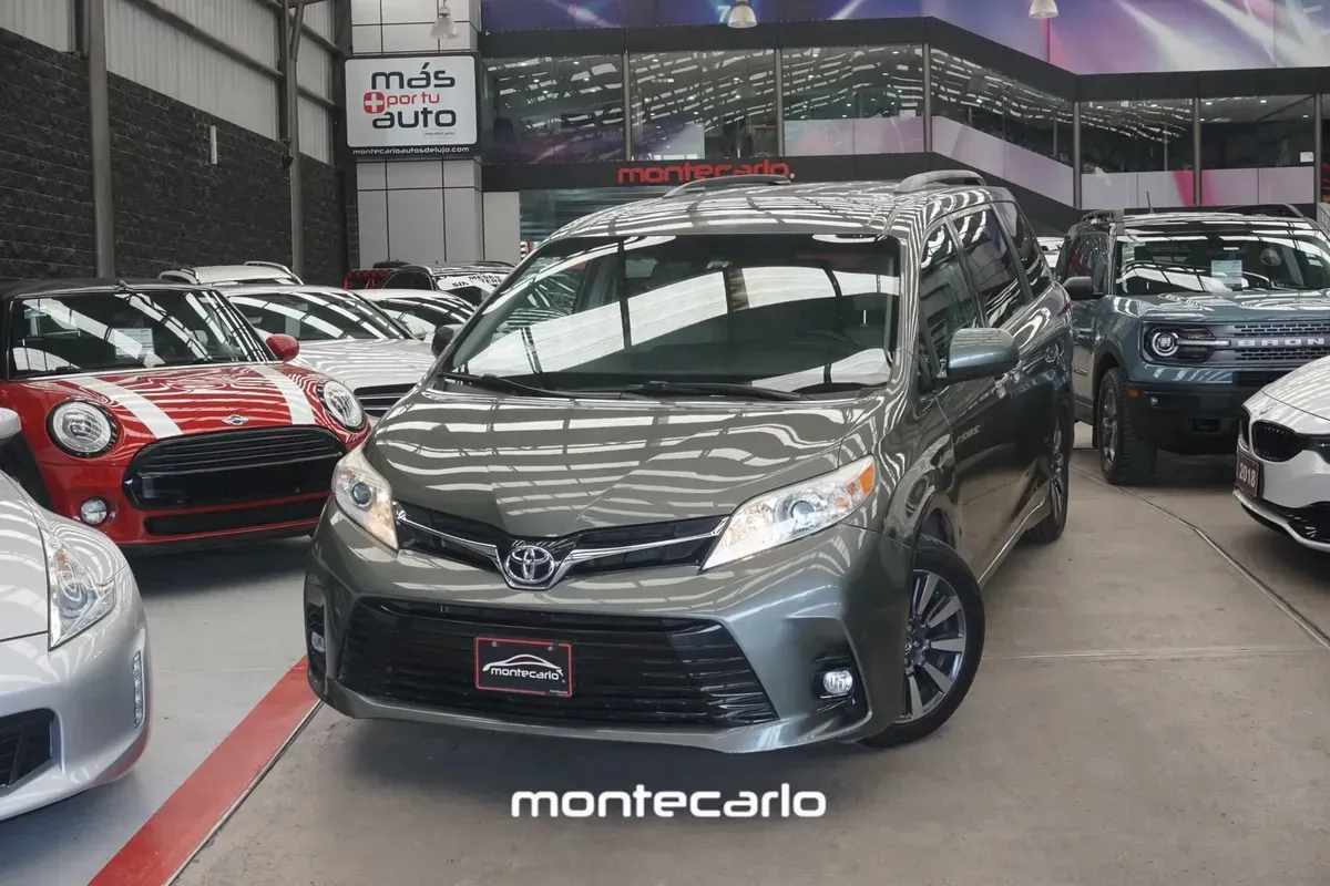 Toyota Sienna 2019 35 Le AT