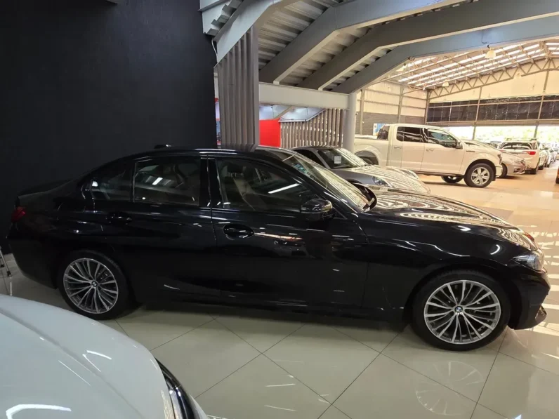 BMW Serie 3 2024 20 320i AT