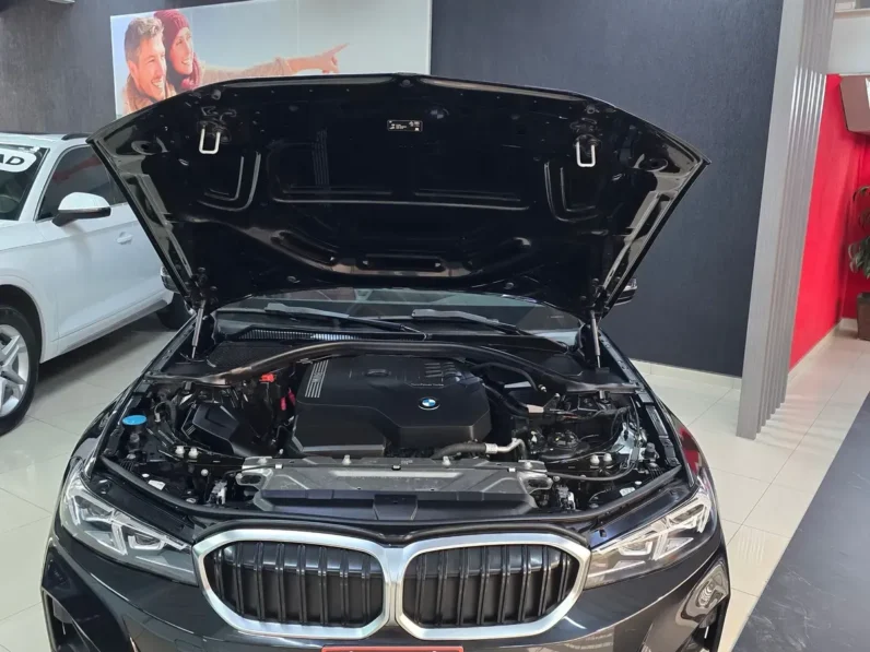BMW Serie 3 2024 20 320i AT