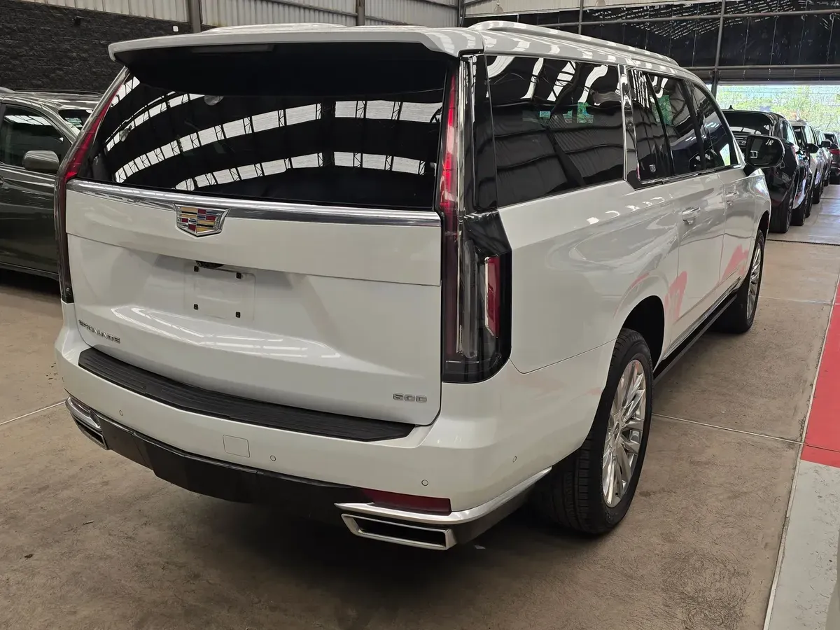 Cadillac Escalade 62 Esv Premium AT 2023