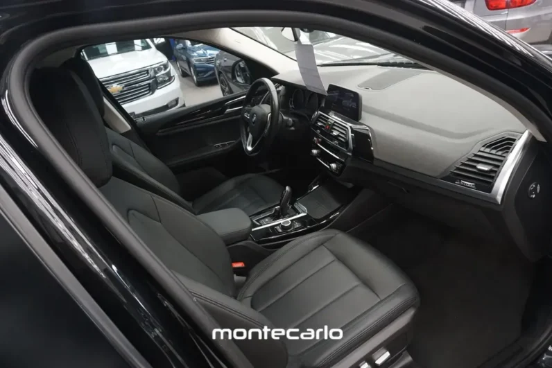 BMW X3 2020 20 30i X Line AT