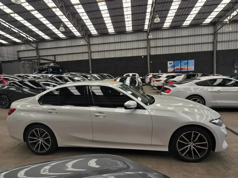 BMW Serie 3 2024 20 320i AT