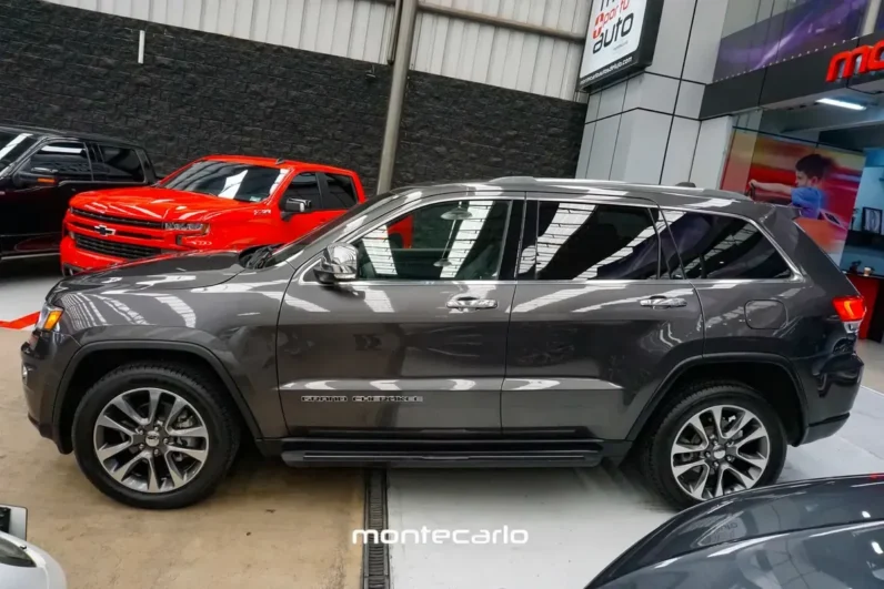Jeep Grand Cherokee 36 V6 Laredo 4×2 AT 2018