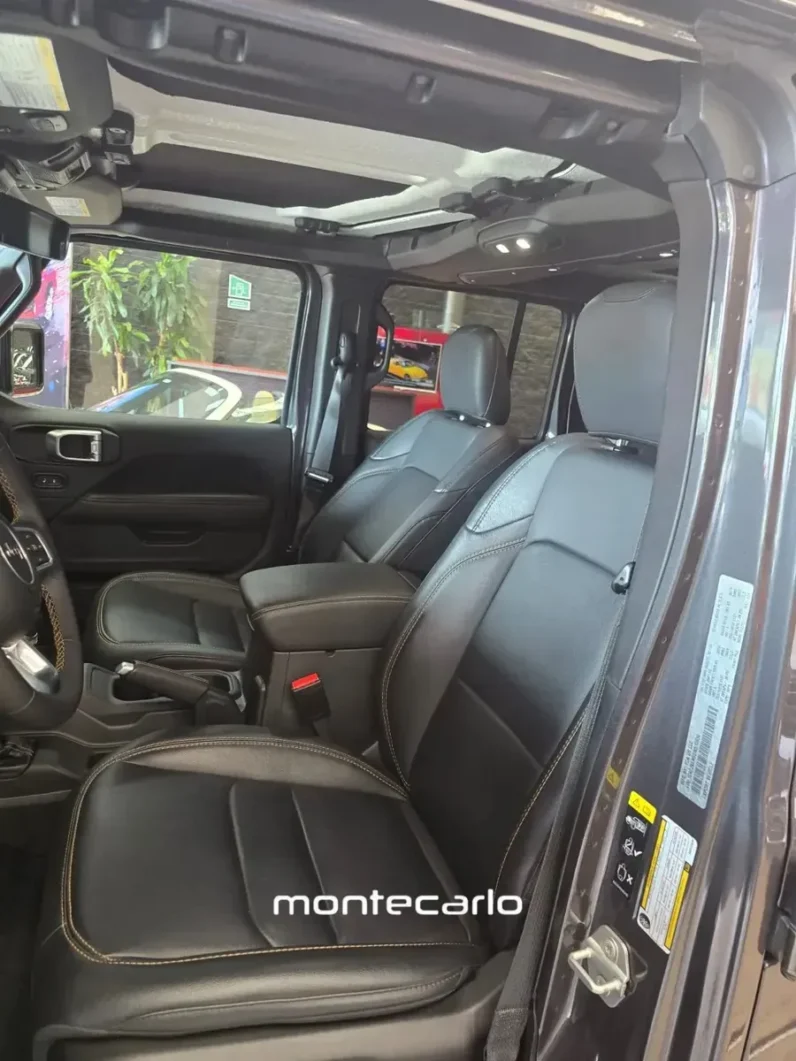 Jeep Wrangler 2025 20 Unlimited Sahara MHEV AT