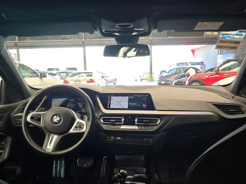 BMW Serie 1 2023 135i M Hb AT