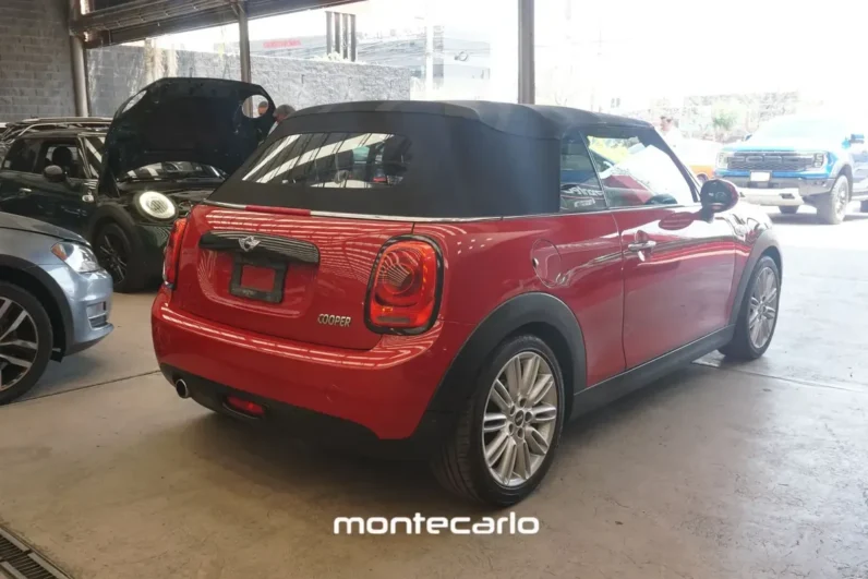 Mini Cooper 15 Seven 3p AT 2017