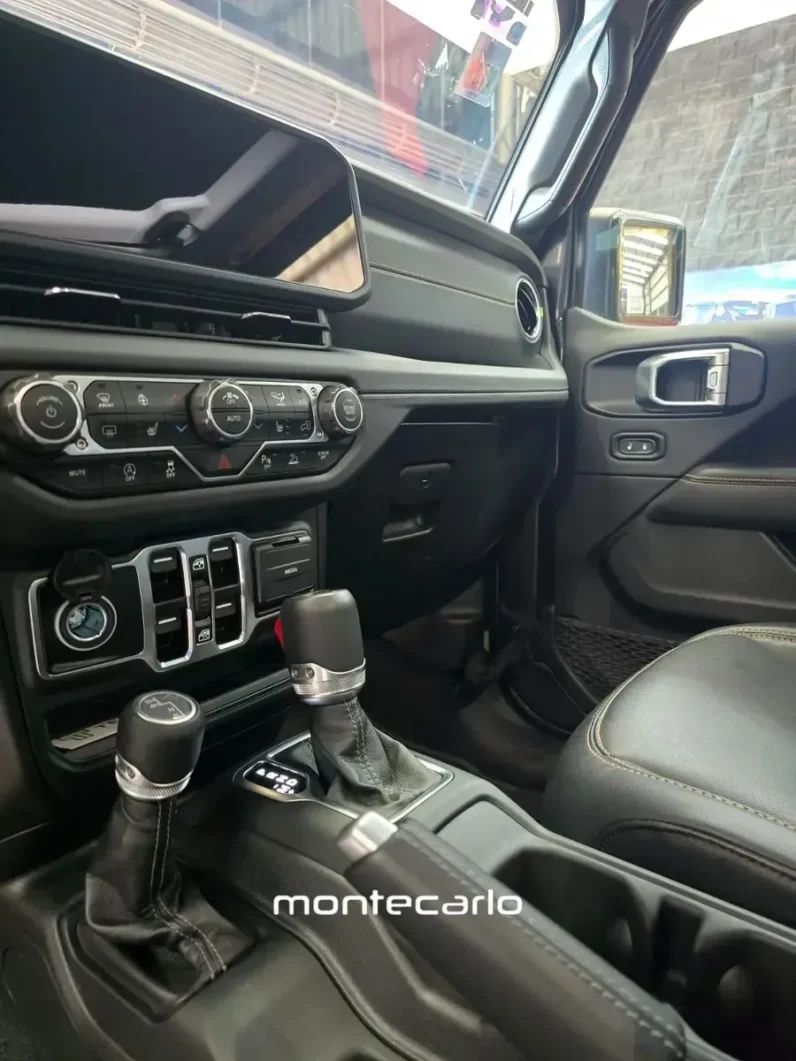 Jeep Wrangler 2025 20 Unlimited Sahara MHEV AT