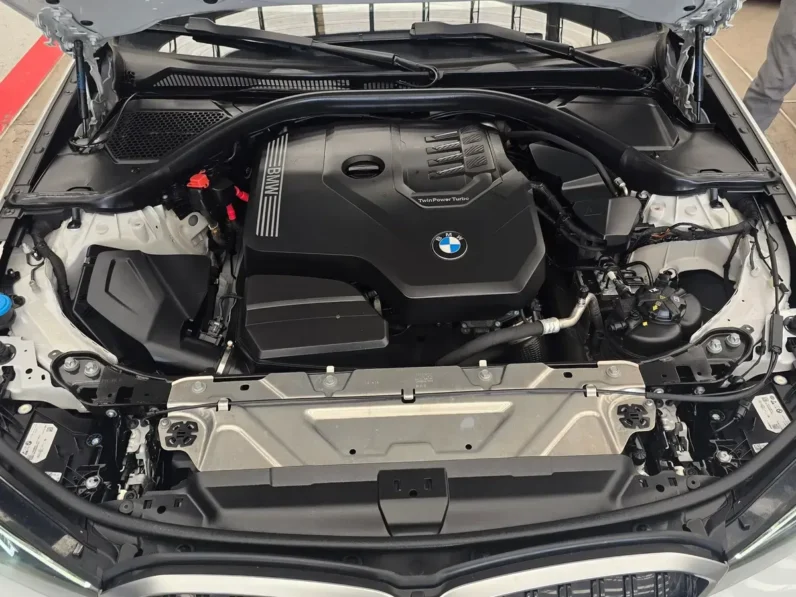 BMW Serie 3 2024 20 320i AT