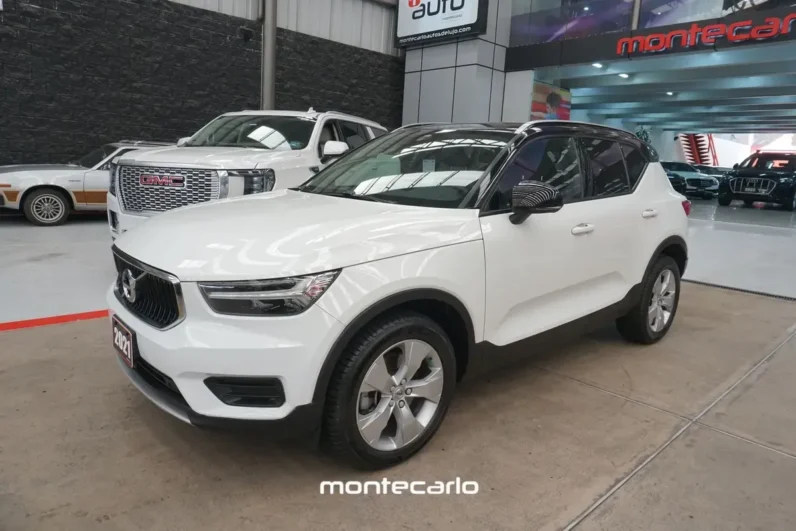Volvo Xc40 2021 20 T4 Momentum AT
