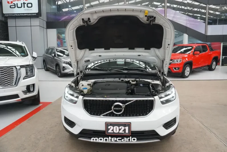 Volvo Xc40 2021 20 T4 Momentum AT