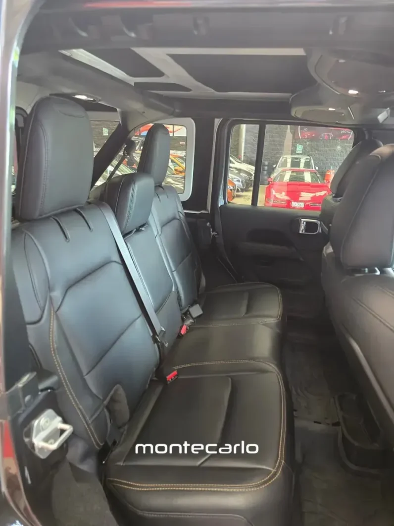 Jeep Wrangler 2025 20 Unlimited Sahara MHEV AT