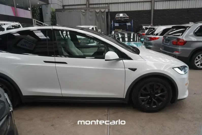 Tesla Model X Long Range 2024