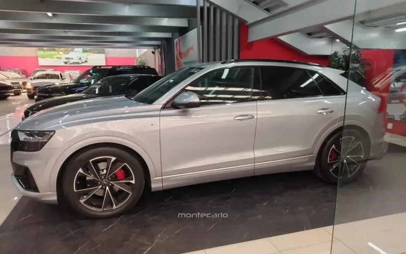 Audi Q8 30 V6 Elite Mild Hybrid 5 Pasajeros DSG AT 2022