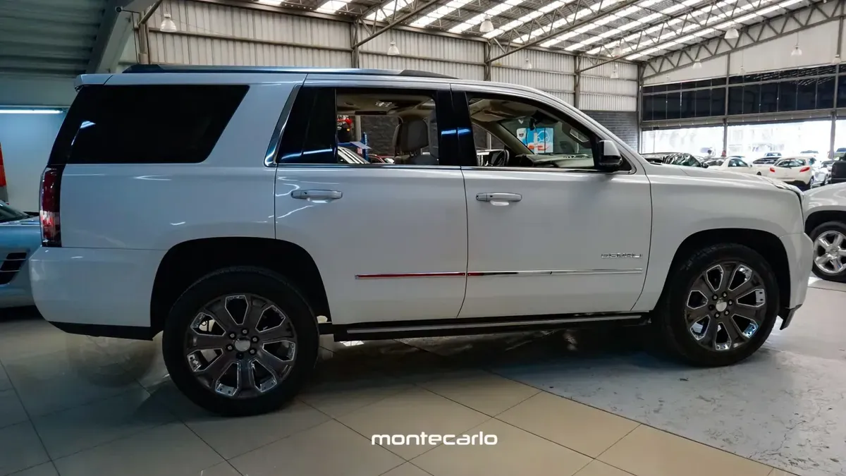 GMC Yukon 2016