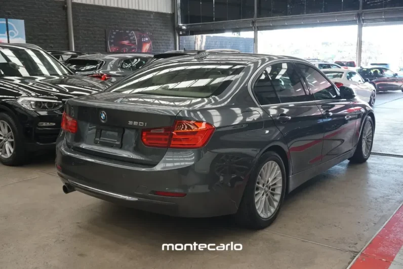 BMW Serie 3 2014 20 320ia AT