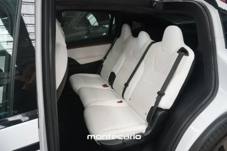 Tesla Model X Long Range 2024