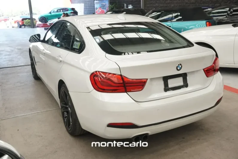 BMW Serie 4 2018 20 420ia Coupe Sport Line AT