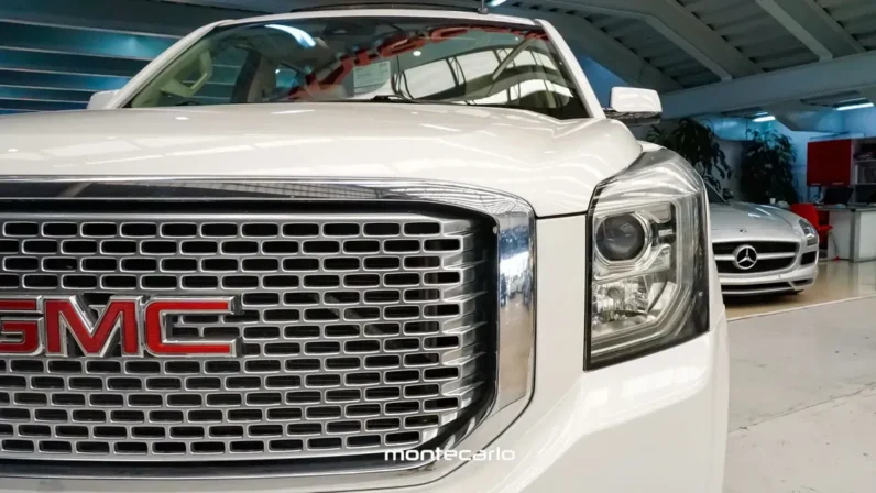 GMC Yukon 2016