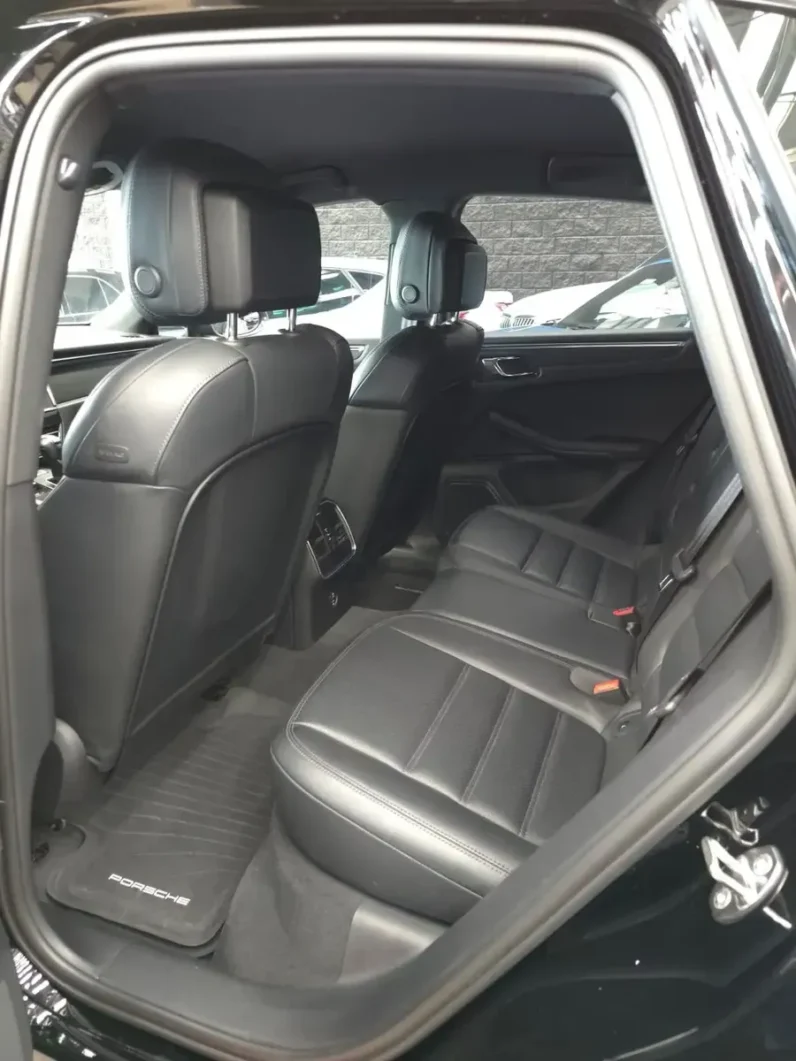 Porsche Macan 2023