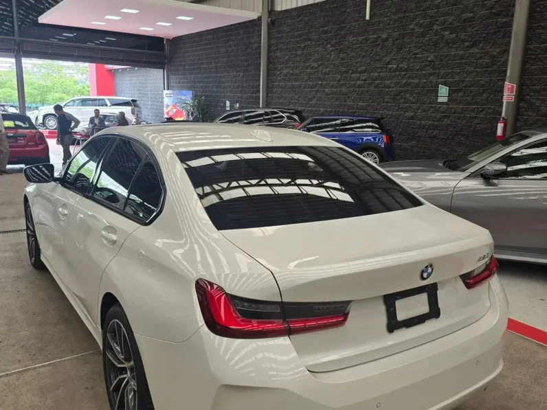 BMW Serie 3 2024 20 320i AT