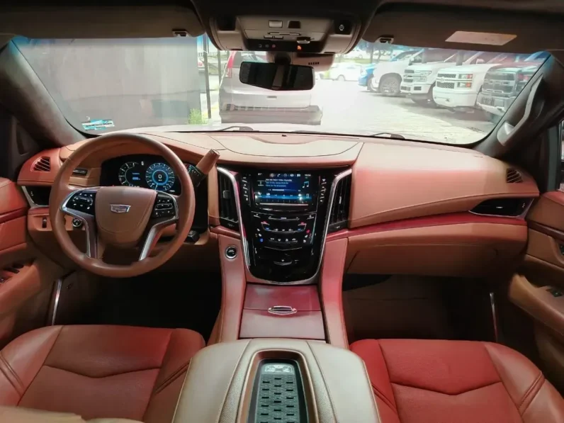Cadillac Escalade Esv 2017 62 Platinum AT