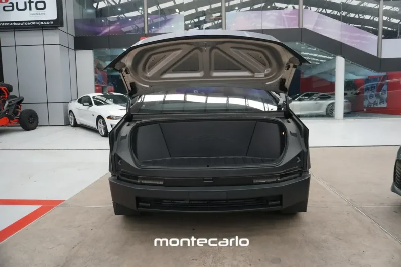 Tesla Cybertruck 2024 484 Km Cyberbeast AT