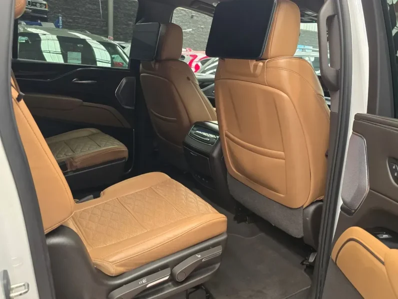 Cadillac Escalade 62 Esv Premium AT 2023