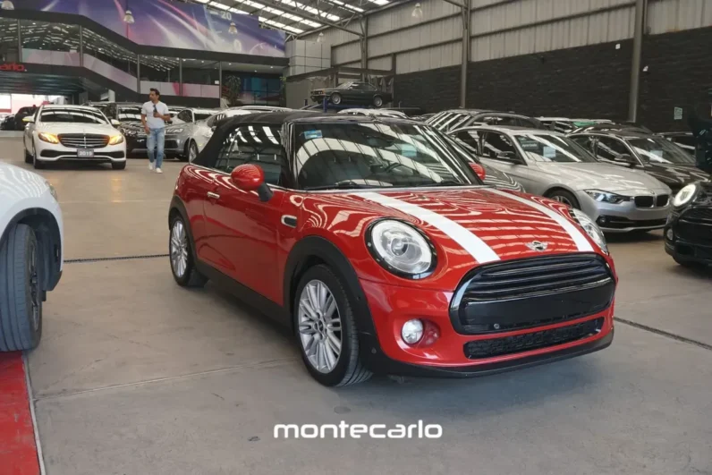 Mini Cooper 15 Seven 3p AT 2017